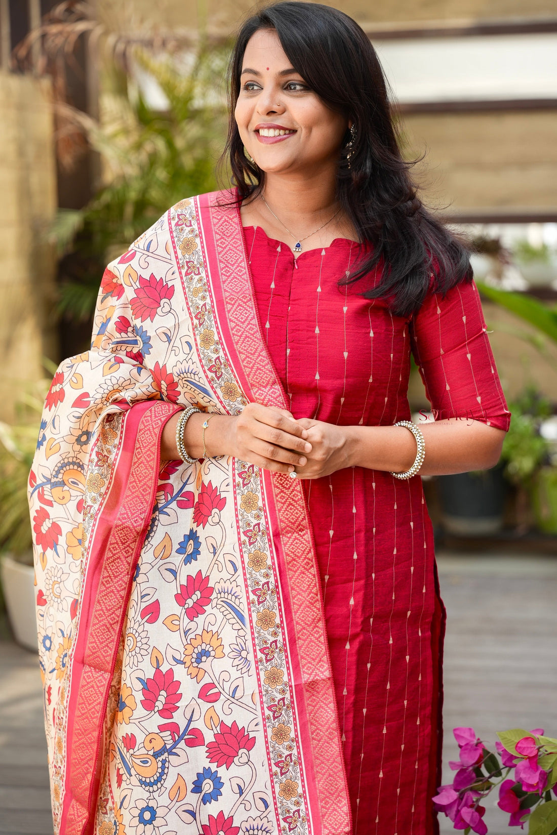 Sinthoor 3 piece raw silk suit set with Dupatta( ready to dispatch)