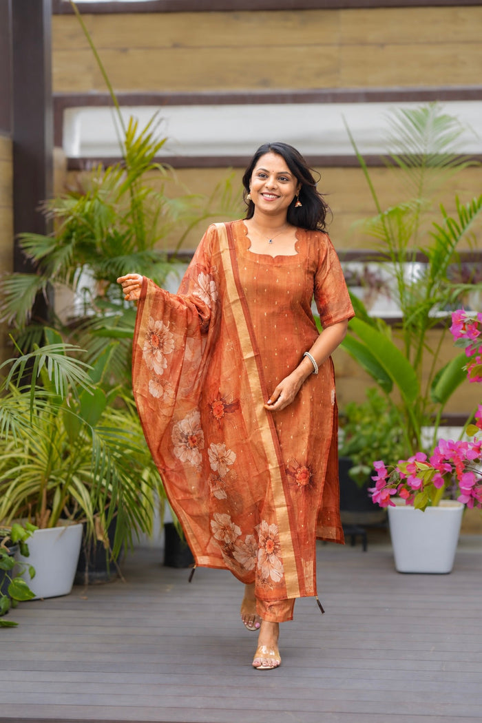 Oviya organza set with dupptta( set of 3) ready to dispatch ( neck won’t be deep as pic )
