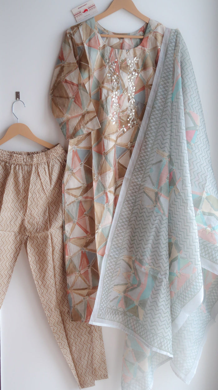 Creamy Palette Fusion Suit Set