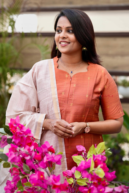 Amritha   raw silk kurta with dupptta ( ready to dispatch) set of 2