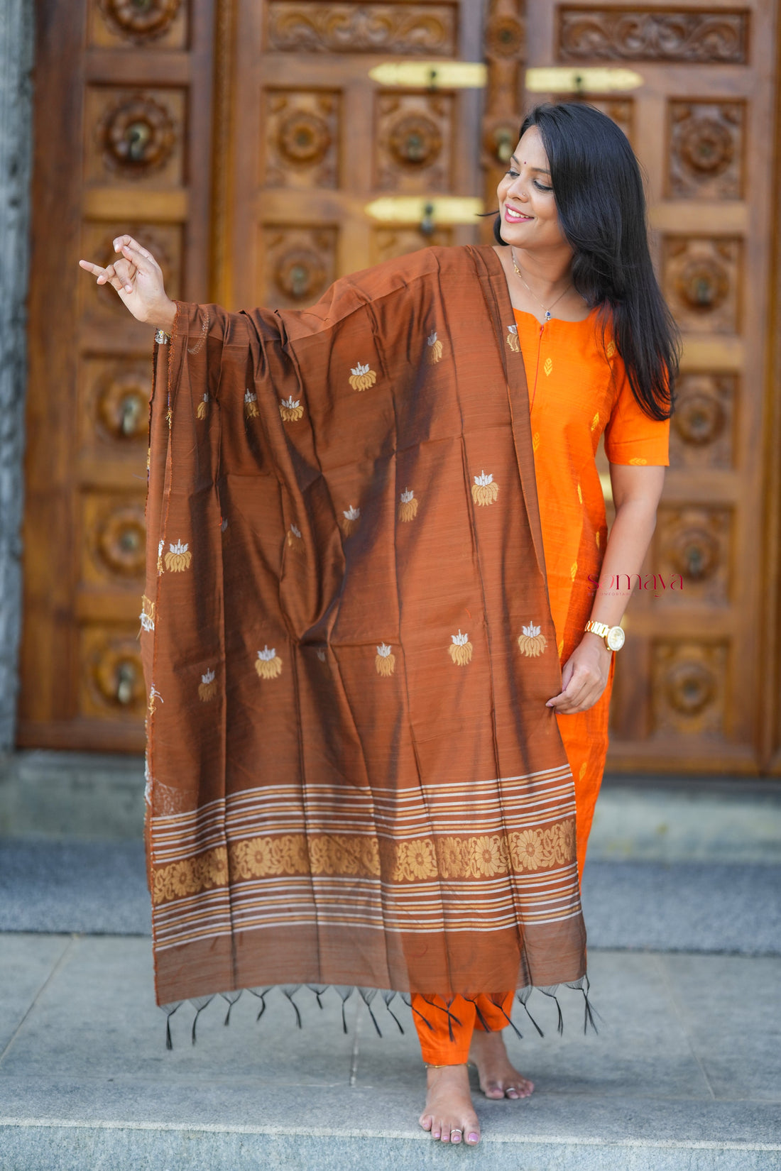 Theera raw silk suit set with dupptta ( ready to dispatch) set of 3