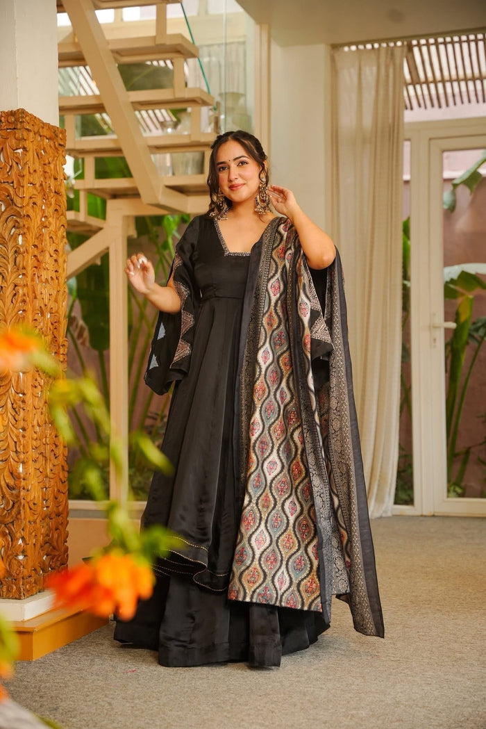 Jolira Black Crepe Anarkali Suit