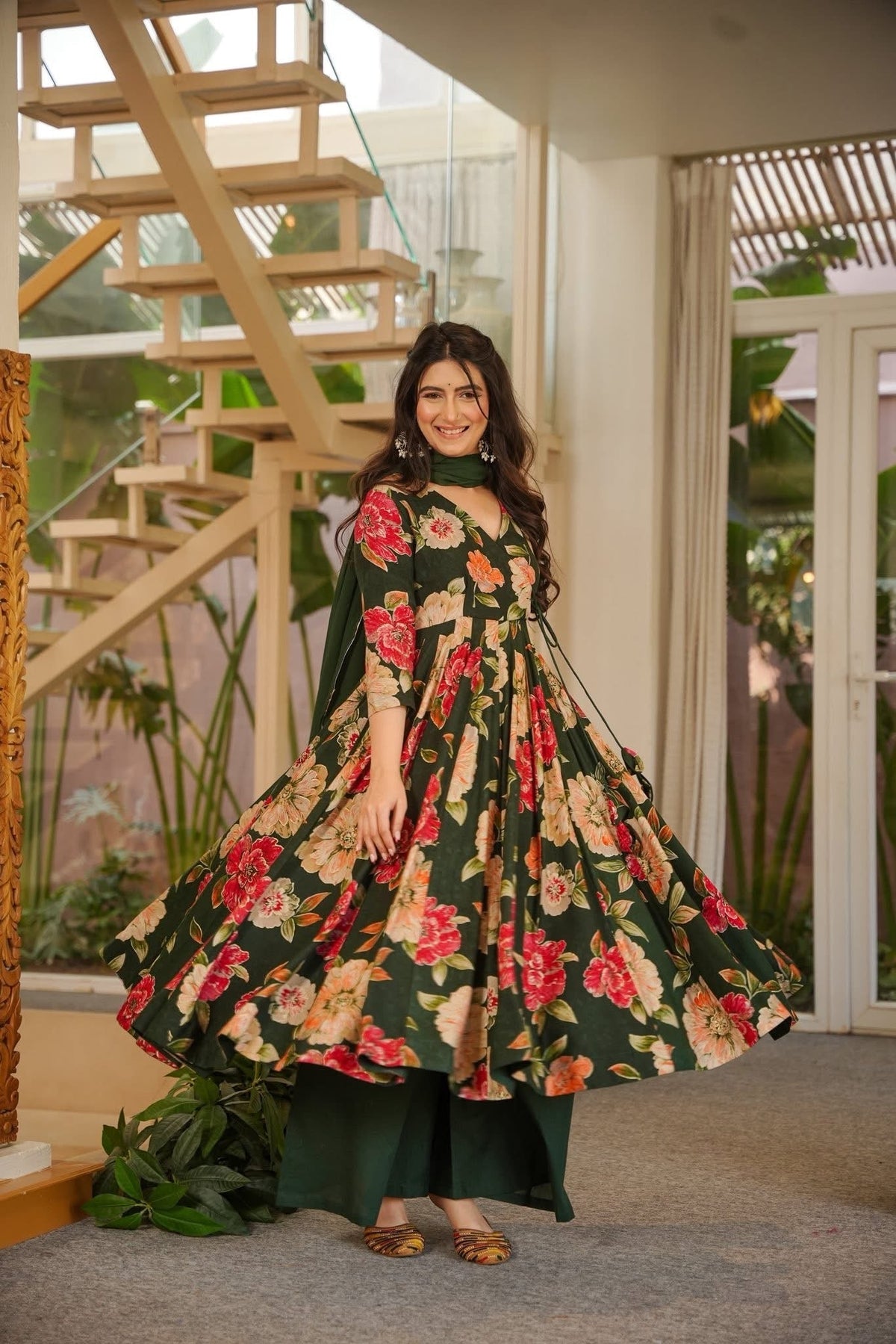 Aaryahi Green Rayon Anarkali Suit Set