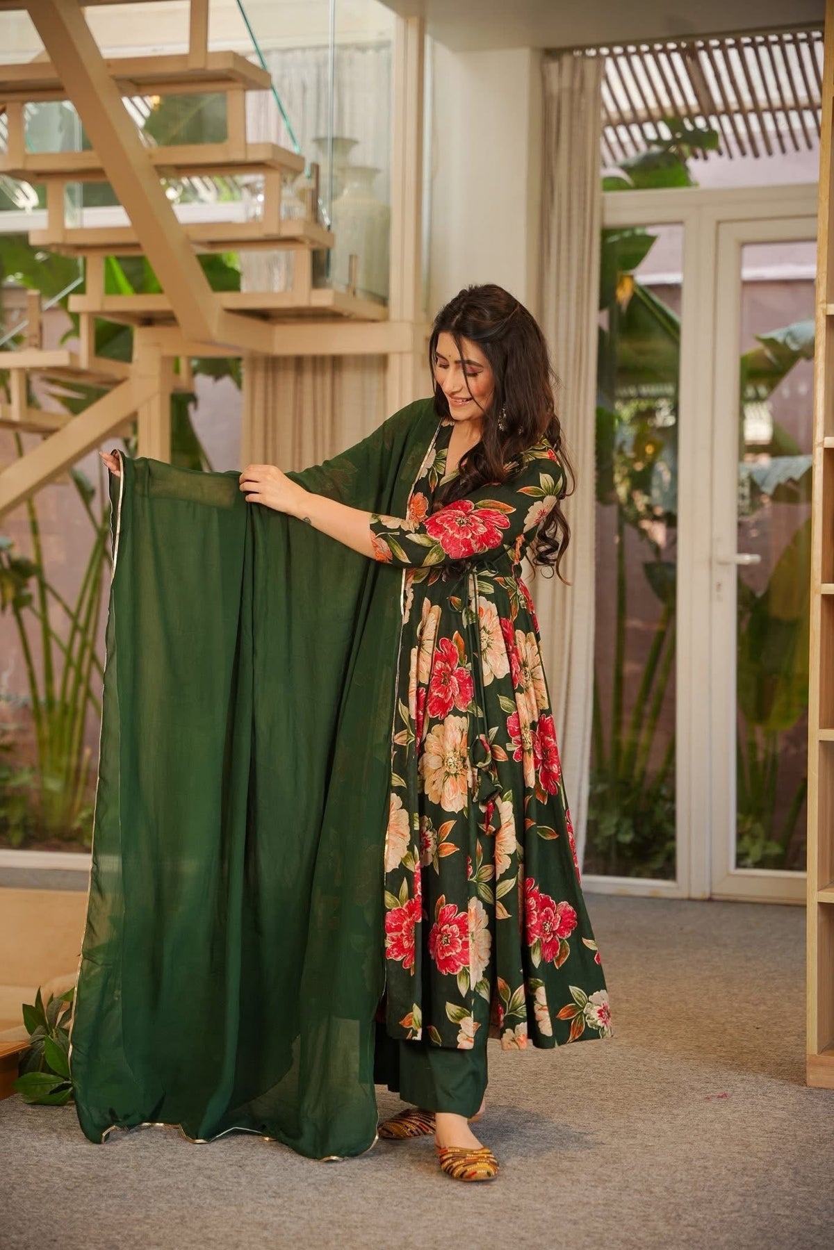 Aaryahi Green Rayon Anarkali Suit Set