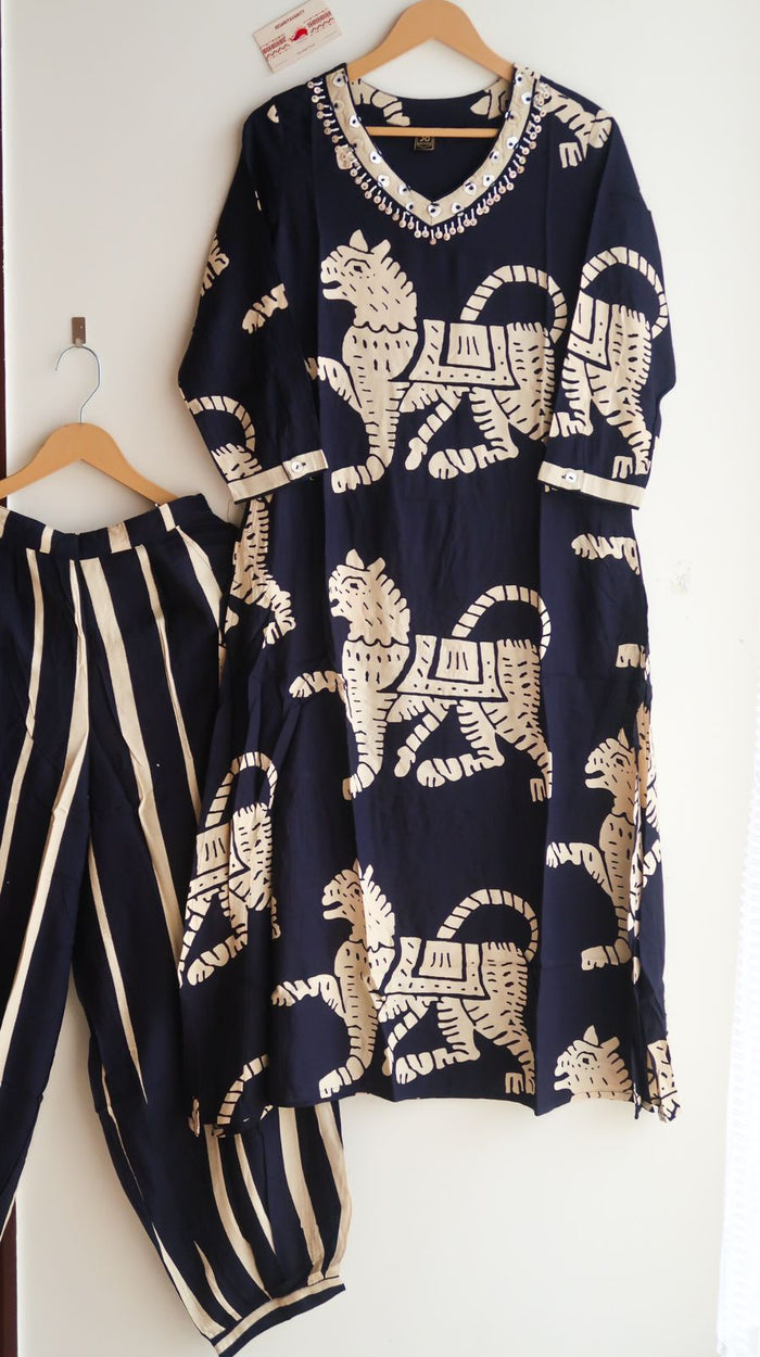 Dark Majesty Tiger Print Suit Set